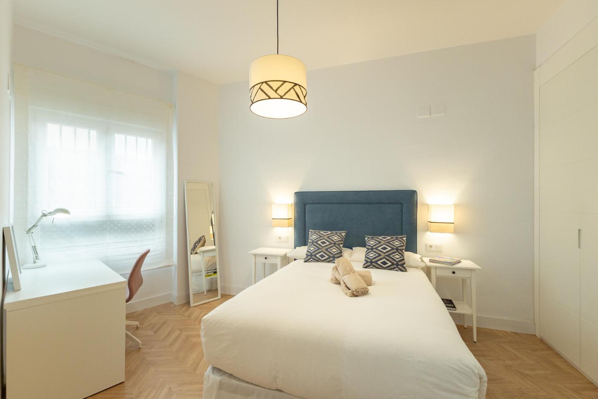 Charming 2 Bedrooms Apartment With Free Parking At Plaza Alameda By Ocityzen Siviglia Esterno foto