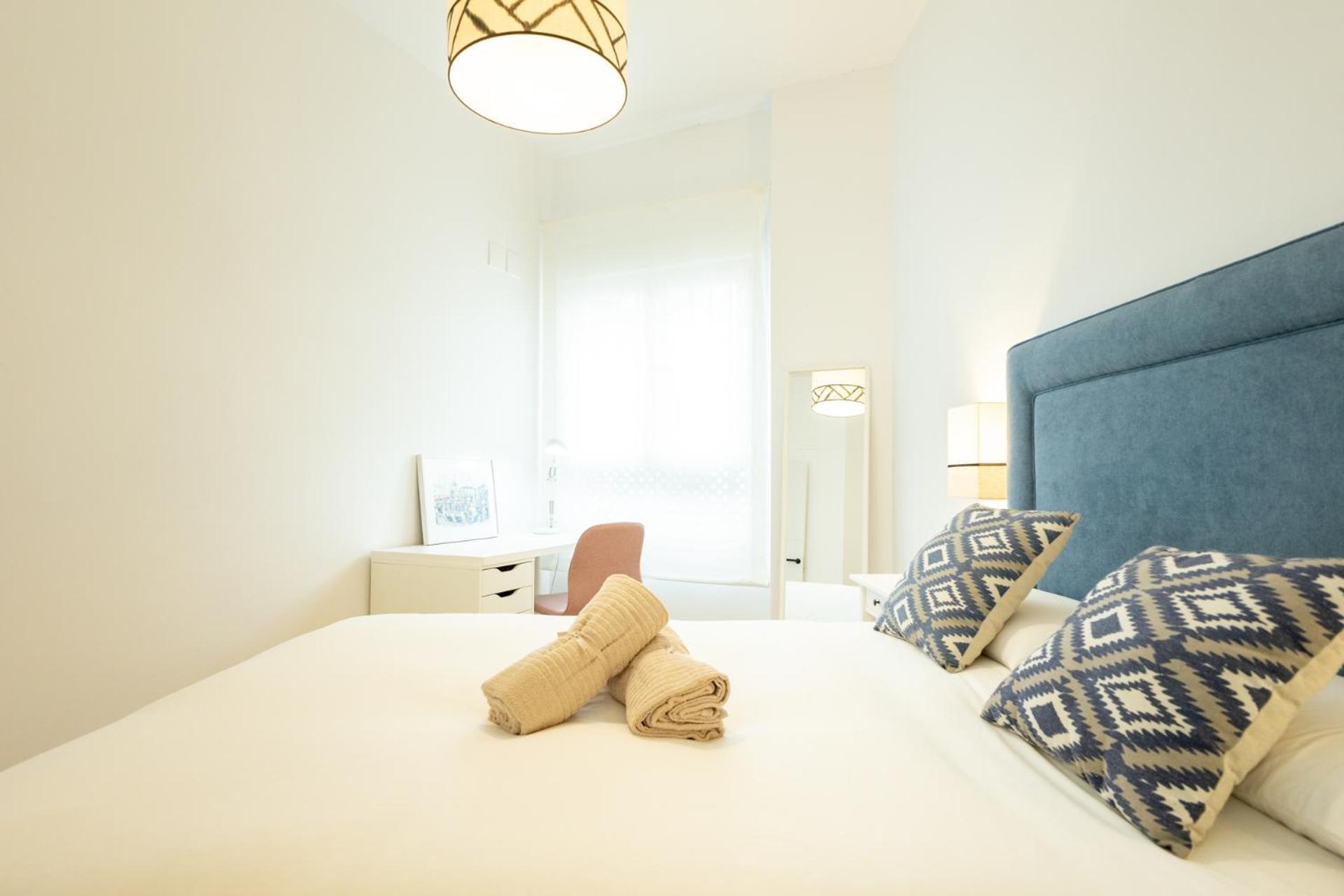 Charming 2 Bedrooms Apartment With Free Parking At Plaza Alameda By Ocityzen Siviglia Esterno foto