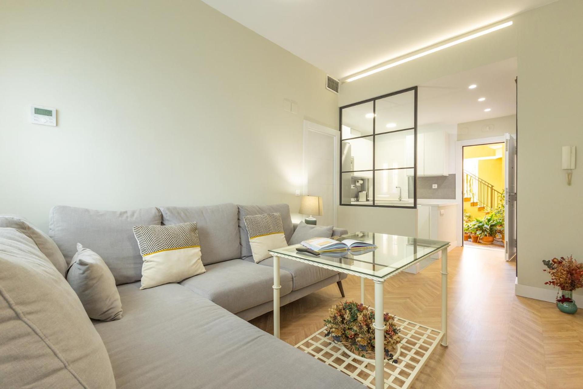 Charming 2 Bedrooms Apartment With Free Parking At Plaza Alameda By Ocityzen Siviglia Esterno foto