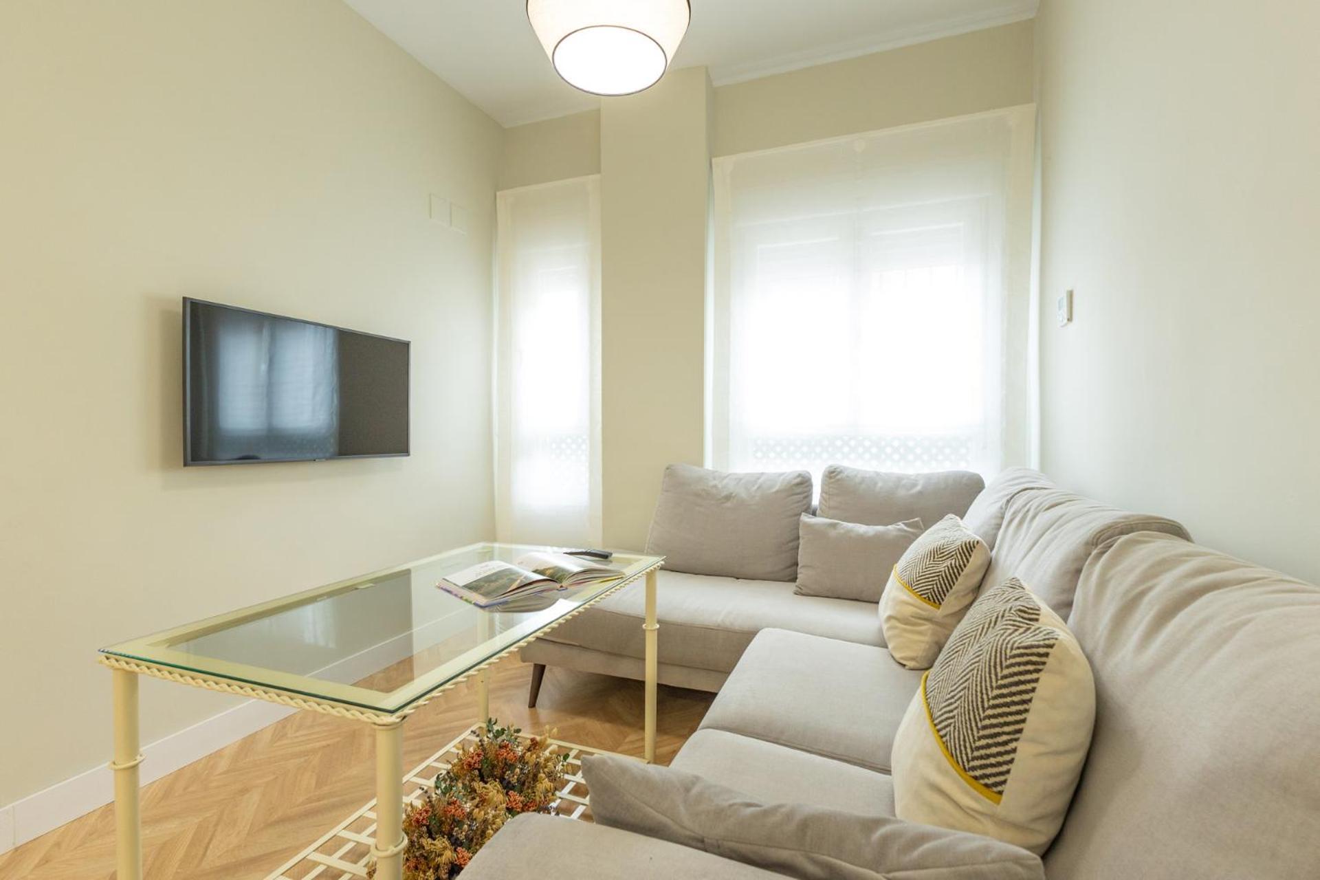 Charming 2 Bedrooms Apartment With Free Parking At Plaza Alameda By Ocityzen Siviglia Esterno foto